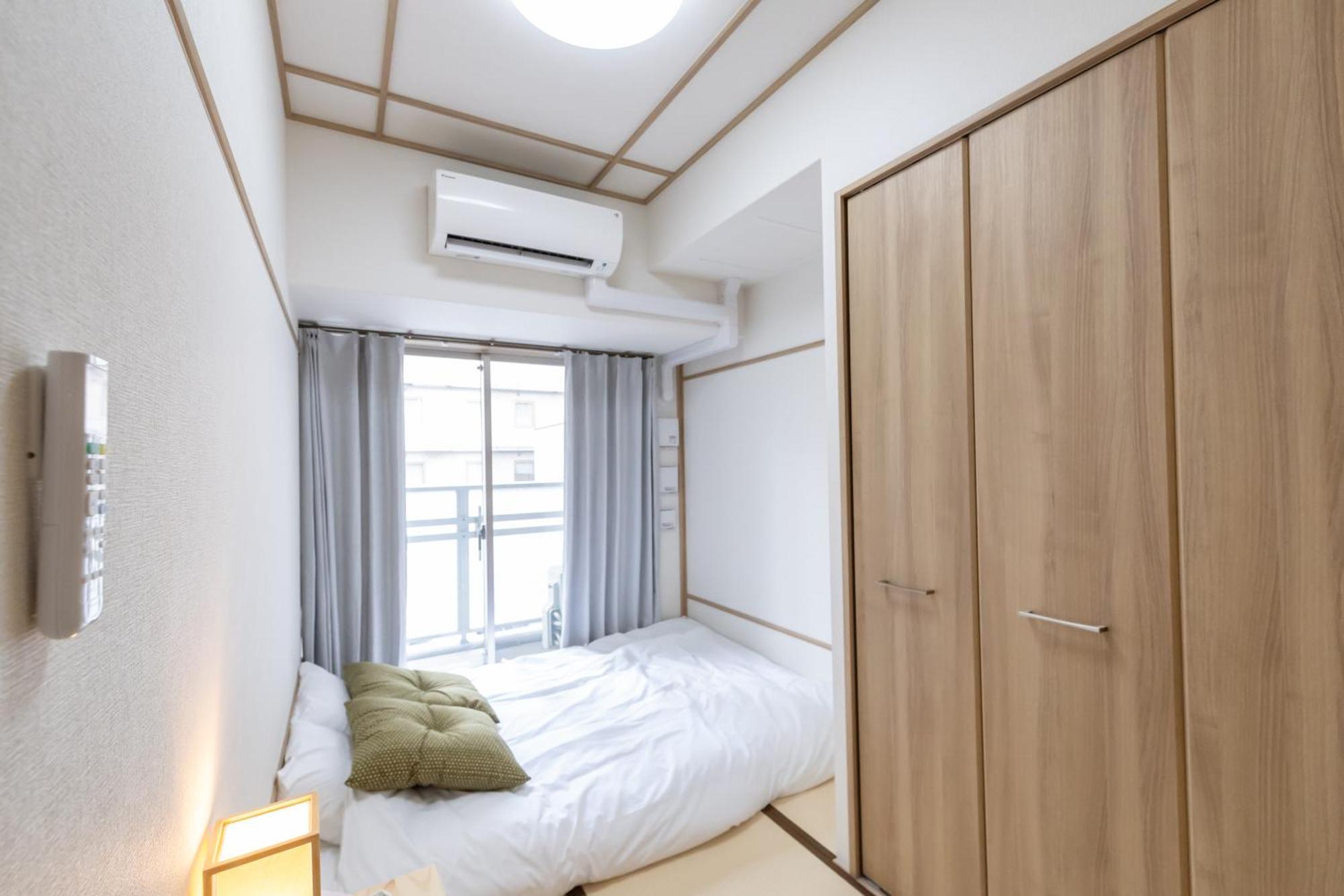 Appartamento H2H Shinsaibashi Osaka Esterno foto